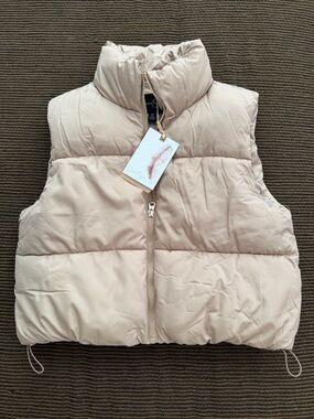 Jessica Simpson Khaki Cropped Puffer Vest Size S/P, Brand New